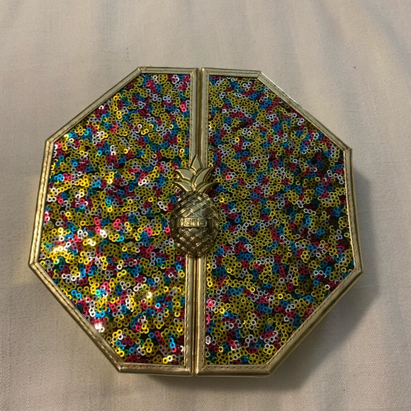 Tarte Sweet Escape Collector’s Set Palette - Picture 1 of 8